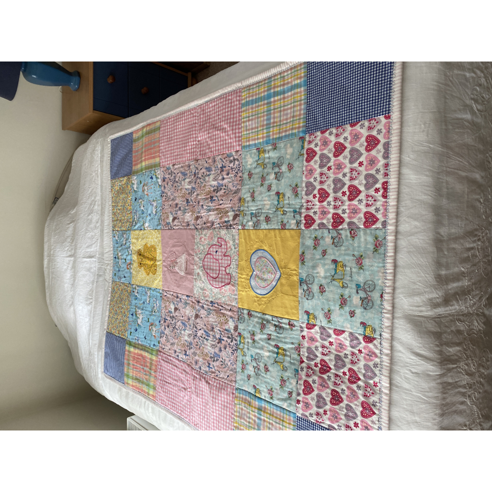 Unicorn quilt April 2024