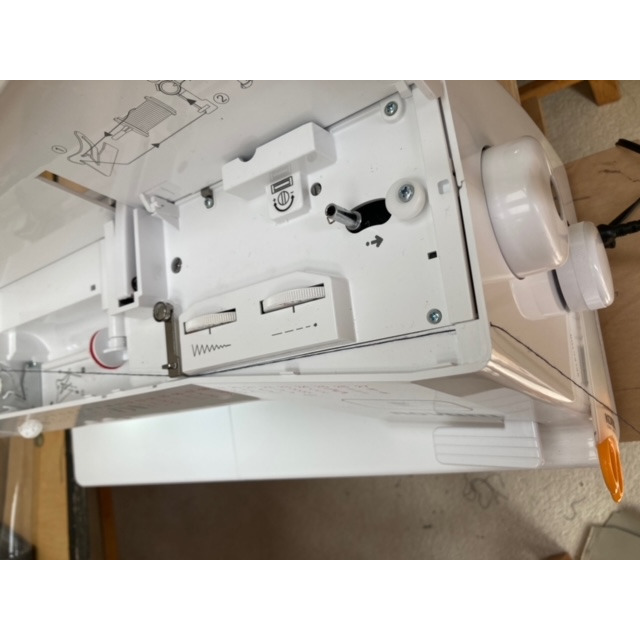 Replacing canvas wheelhouse windows on a motor yacht