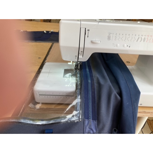 Replacing canvas wheelhouse windows on a motor yacht