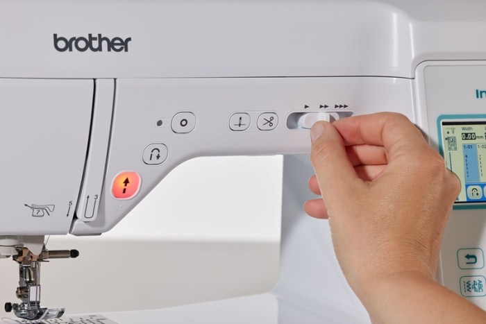 Brother Innov-Is F560 Sewing and Quilting Machine