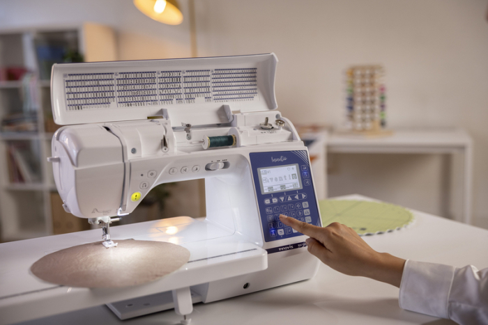 Brother Inventio NV1850Q Sewing and Quilting Machine