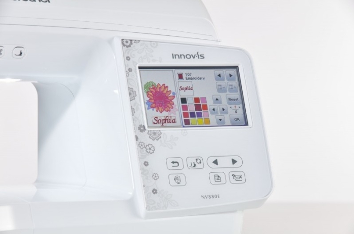 Brother Innov-Is NV880E Embroidery Machine