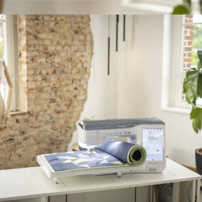 Brother Innov-Is Celeste CX1 Sewing and Quilting Machine