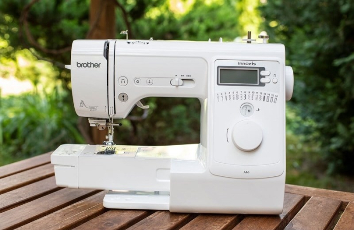 Brother Innov-Is A16 Sewing and Quilting Machine