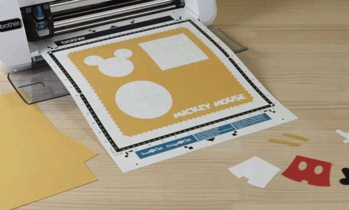 Brother ScanNCut Disney Mickey & Friends | Paper Craft Collection | CADSNP01