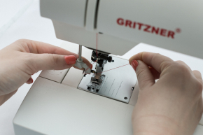 Gritzner Tipmatic 6122 IDT Heavy Duty Sewing Machine