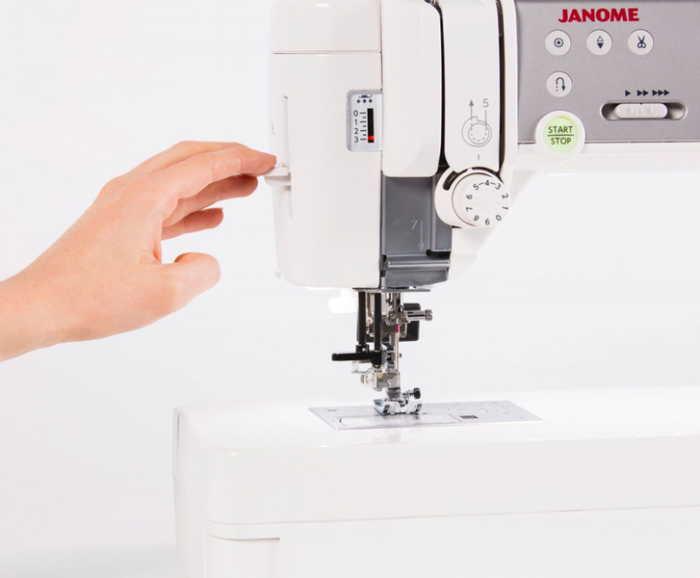 Janome Memory Craft 6700P Sewing and Quilting Machine