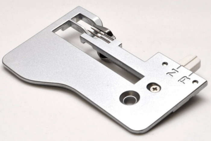 Stitchmaster 920D Needle Plate