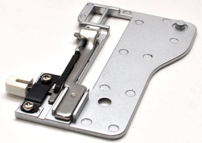 Stitchmaster 920D Needle Plate